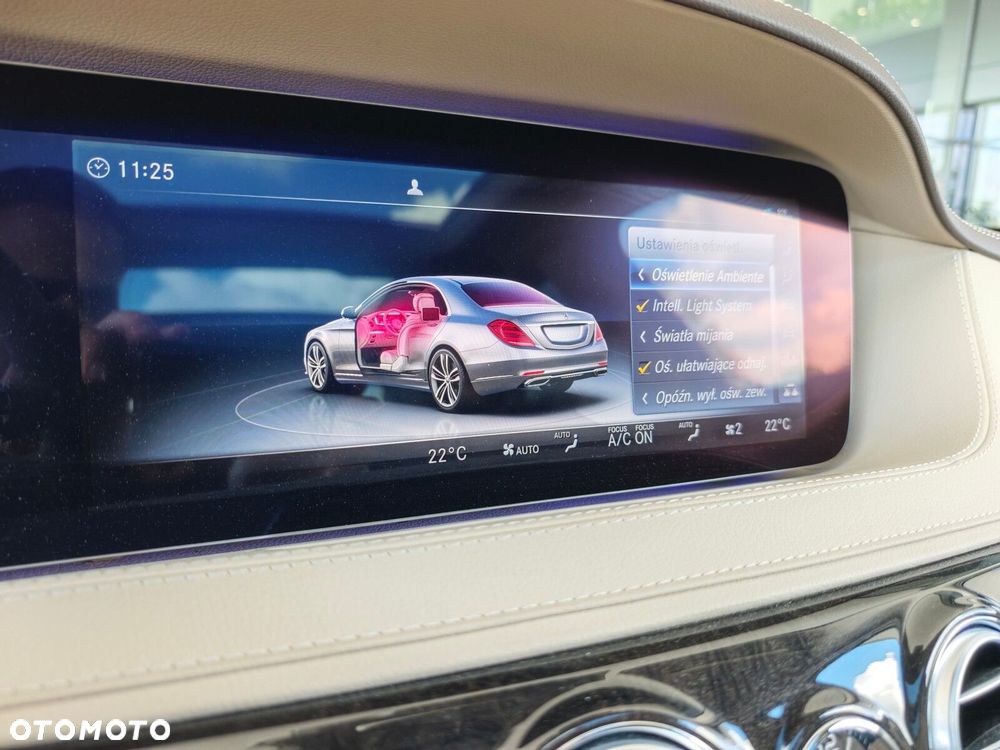 Mercedes-Benz Klasa S 560 4-Matic L 9G-TRONIC - 23