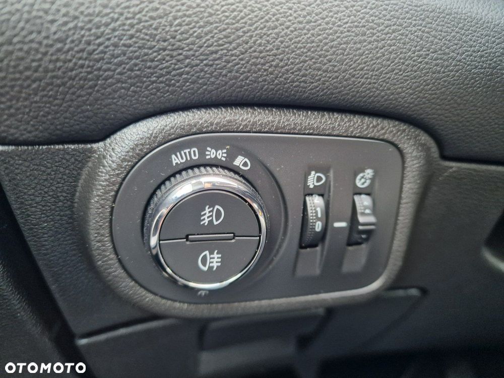 Opel Zafira 1.4 Turbo (ecoFLEX) Start/Stop ON - 34