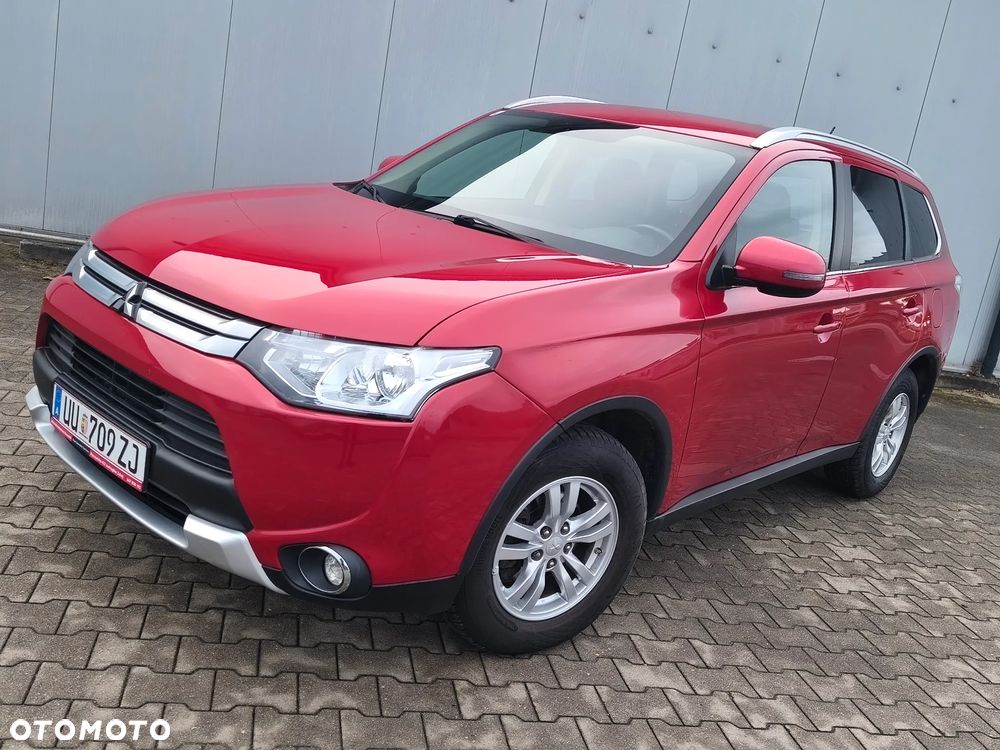 Mitsubishi Outlander 2.0 4WD Invite - 1