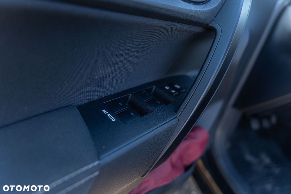 Toyota Corolla 1.6 Comfort - 17