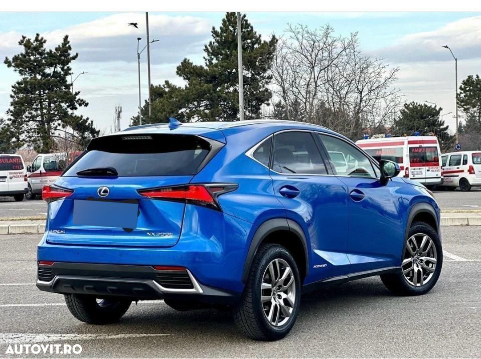 Lexus Seria NX 300h AWD Executive Plus - 10
