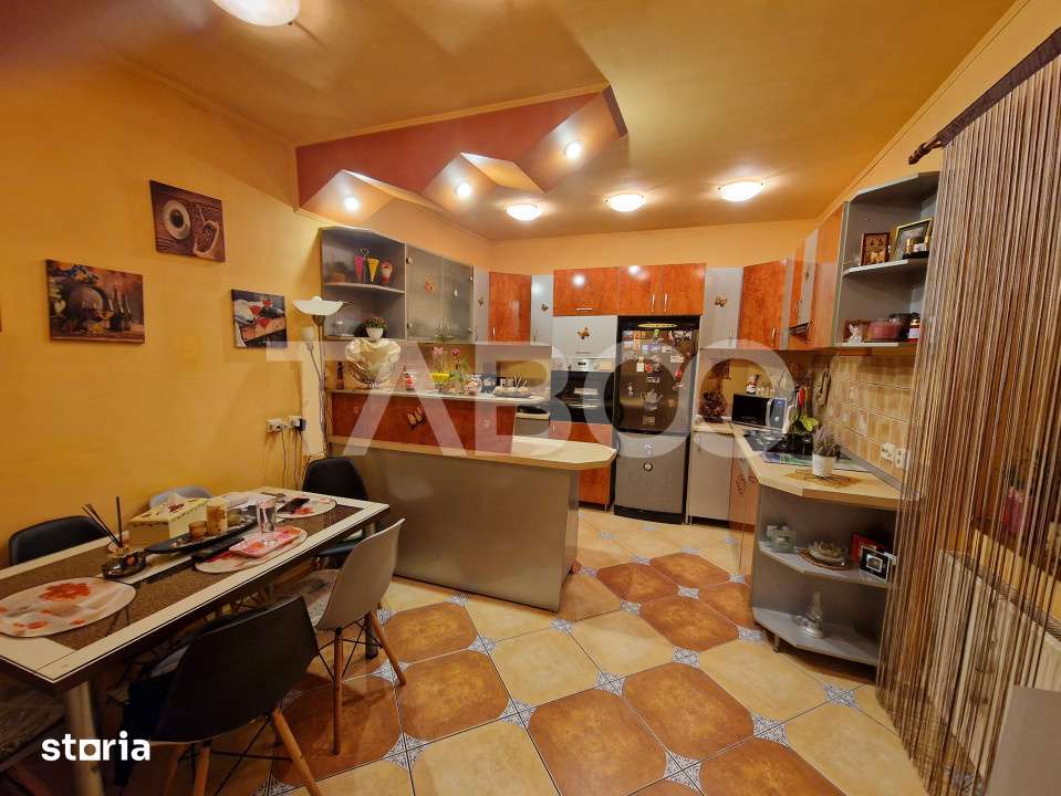 Apartament 89 mpu 4 camere 2 bai loc parcare si pivnita central Sibiu — fotografia 2