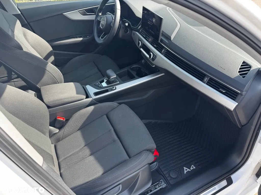 Audi A4 - 12