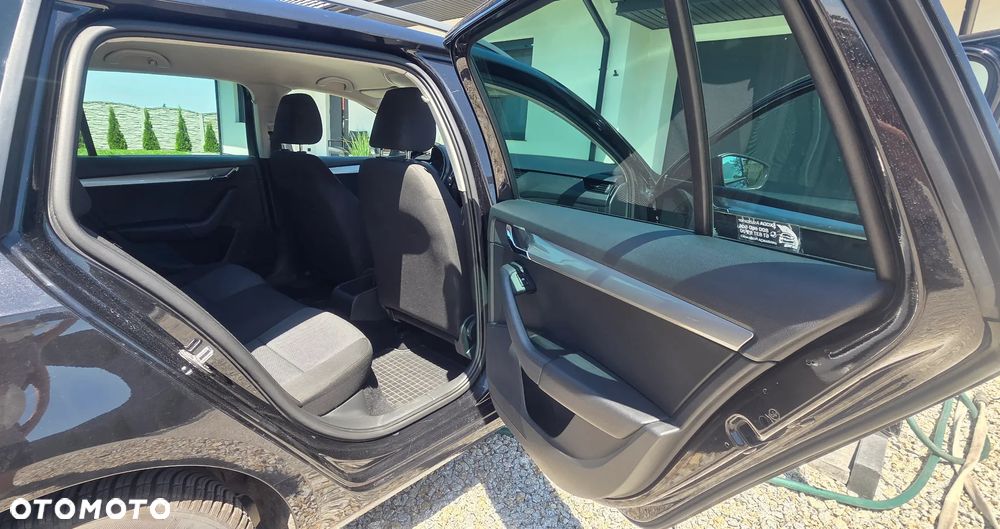 Skoda Octavia 1.6 TDI Edition EU6 - 13