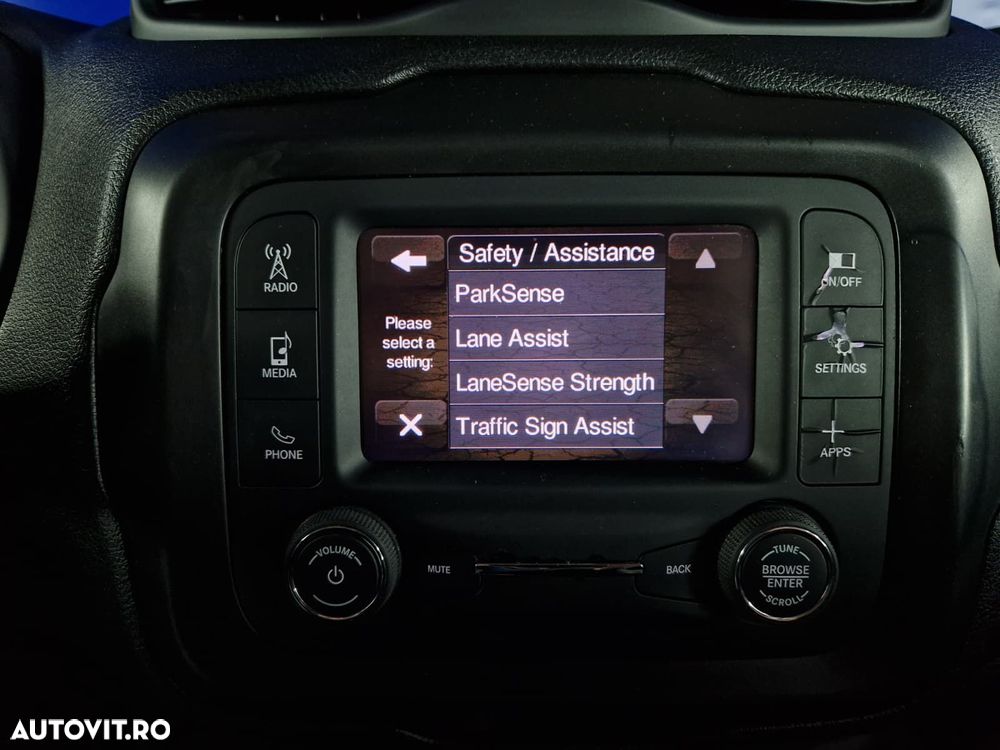 Jeep Renegade - 18