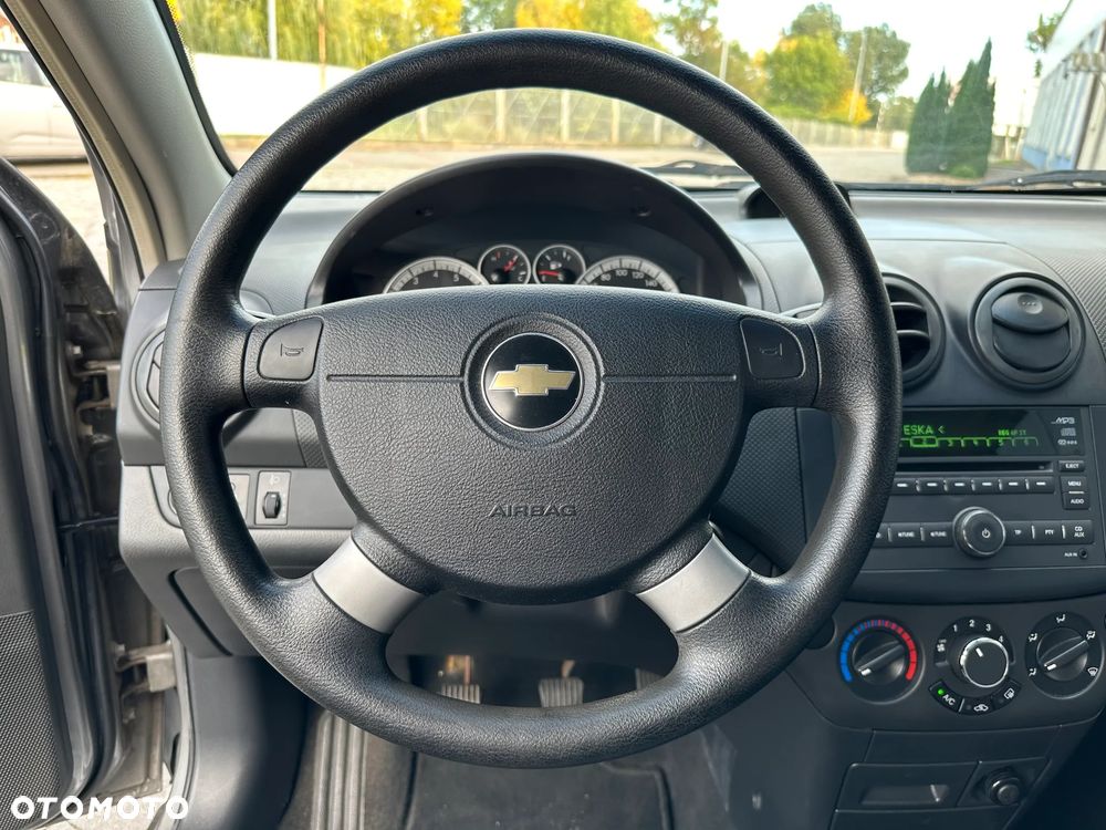 Chevrolet Aveo 1.2 - 16