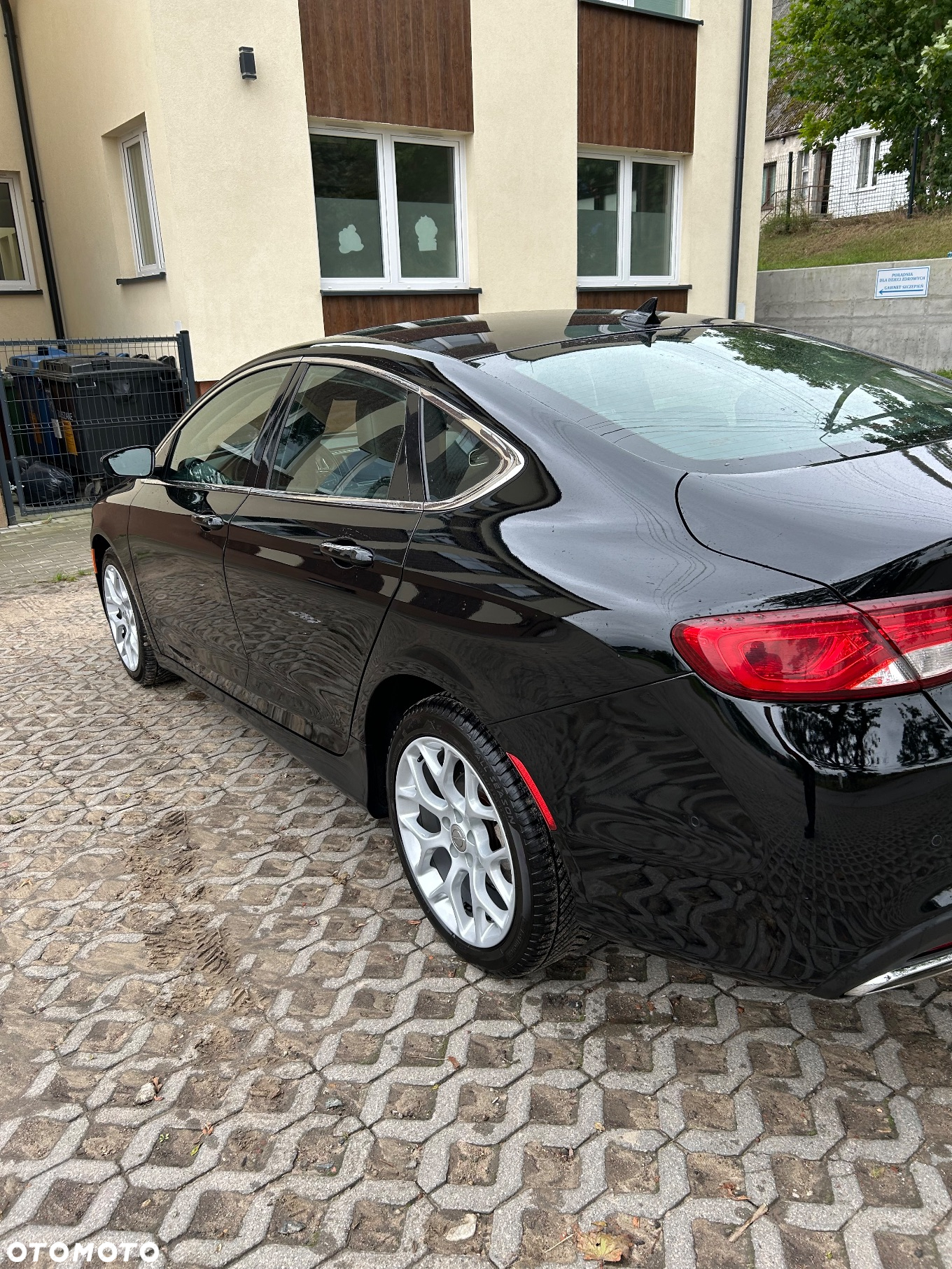Chrysler 200 - 6