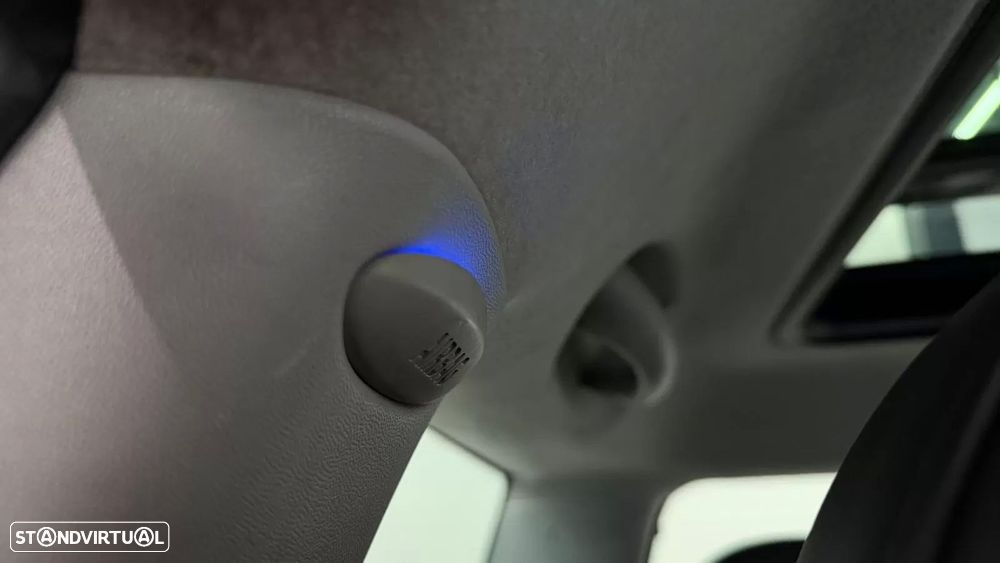 MINI 3 Portas Cooper D - 21