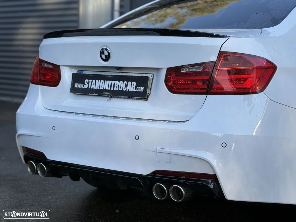 BMW 328 i Auto Pack M - 28