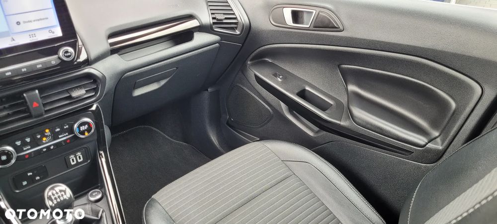 Ford EcoSport 1.0 EcoBoost TITANIUM X - 22