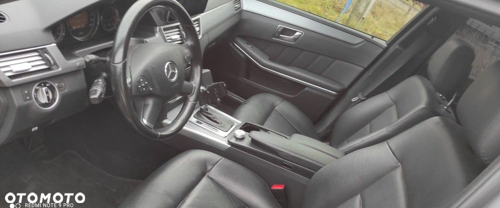 Mercedes-Benz Klasa E 200 CDI 7G-TRONIC Elegance - 22