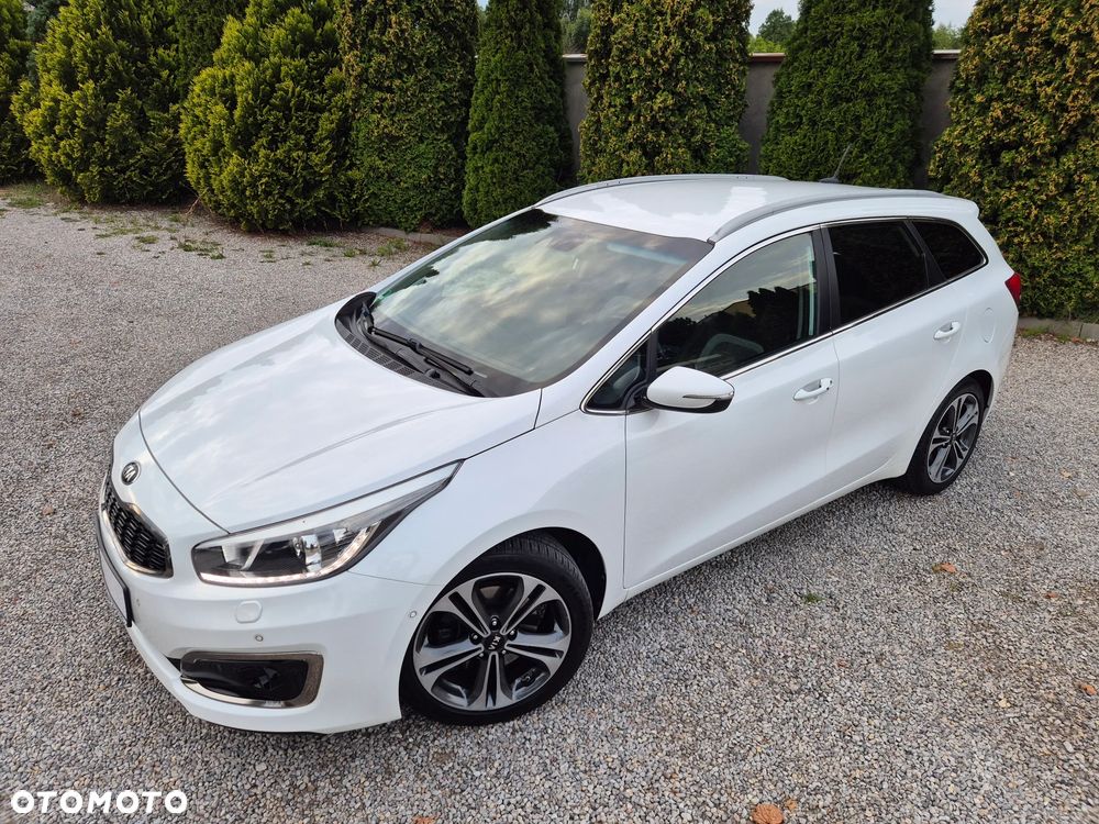 Kia Ceed 1.6 GDI ISG Spirit - 25