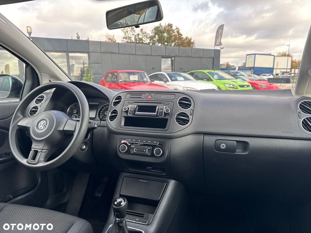 Volkswagen Golf Plus - 17