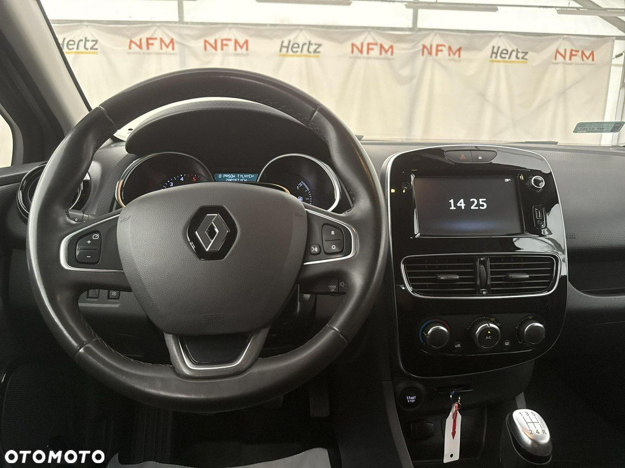 Renault Clio - 14