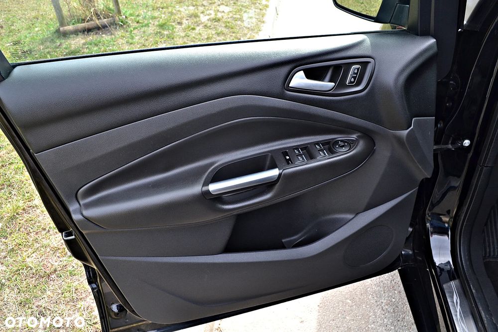 Ford Kuga 2.0 TDCi 4x4 Individual - 22
