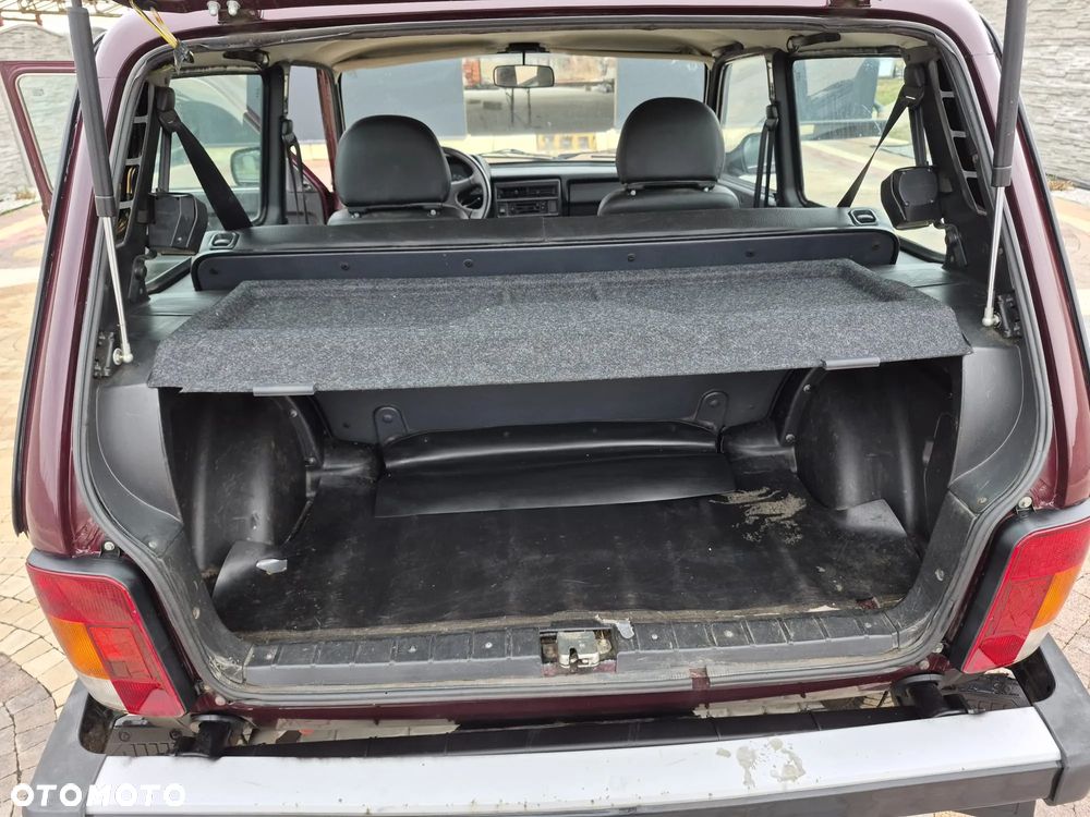 Lada Niva 4x4 - 12