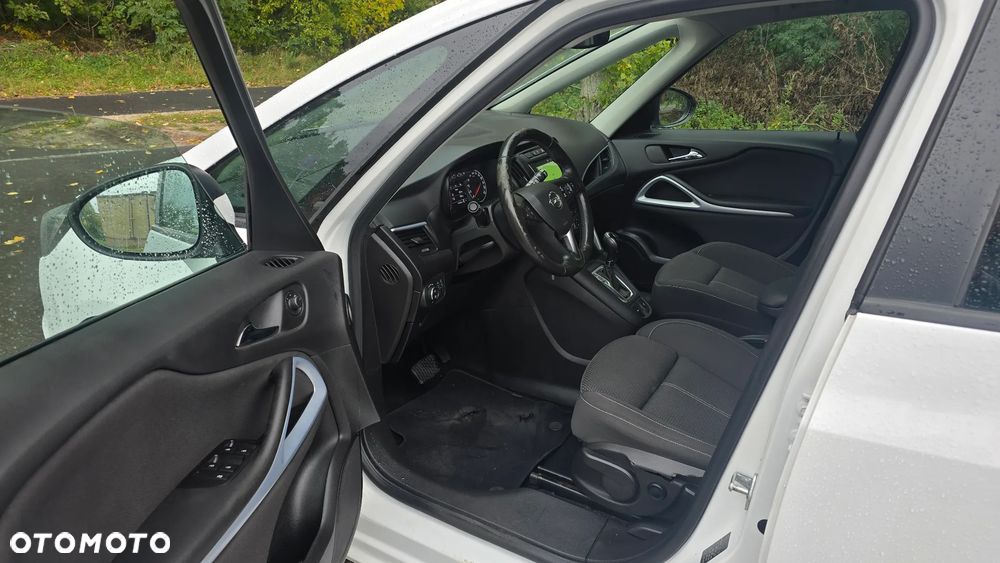 Opel Zafira - 16