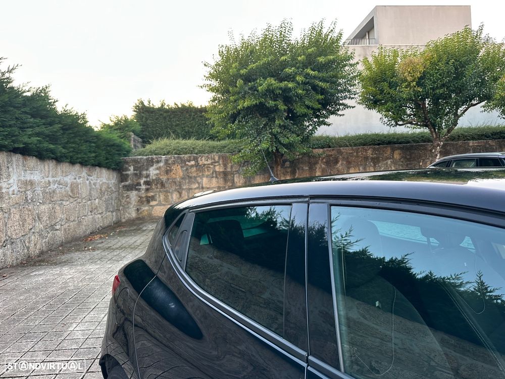 Renault Clio 0.9 TCe Limited - 24