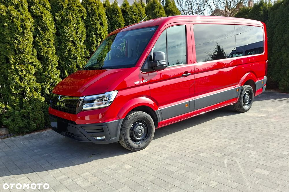 MAN TGE 4x2F SB L2 - 1