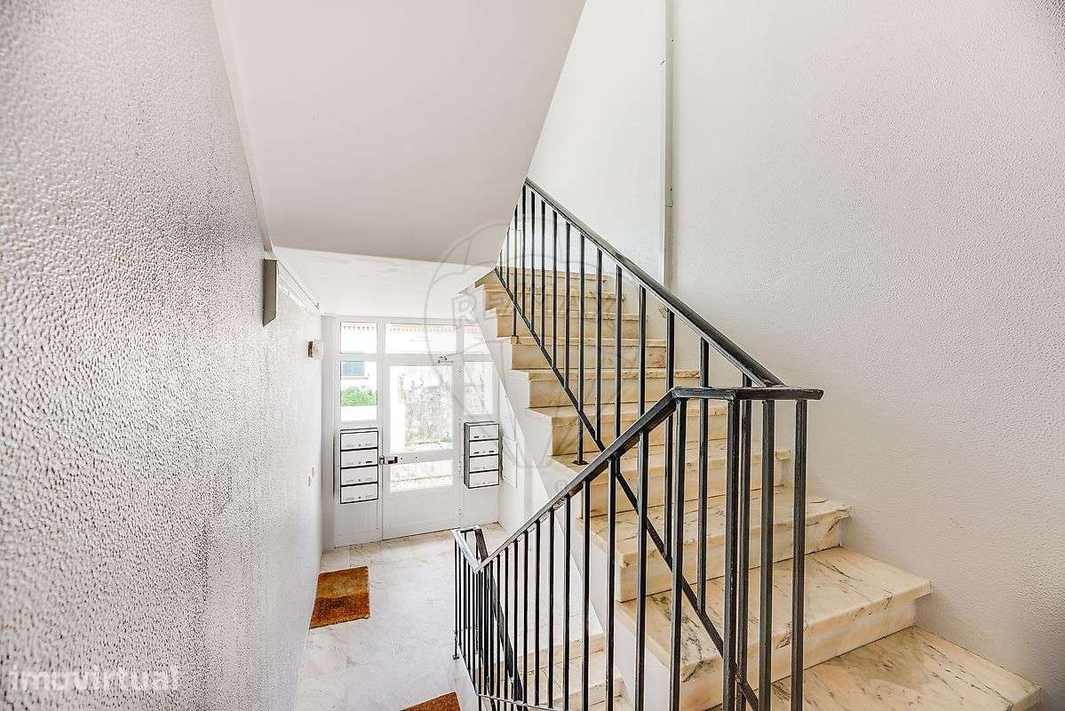 Apartamento T2 para arrendamento - Grande imagem: 2/24