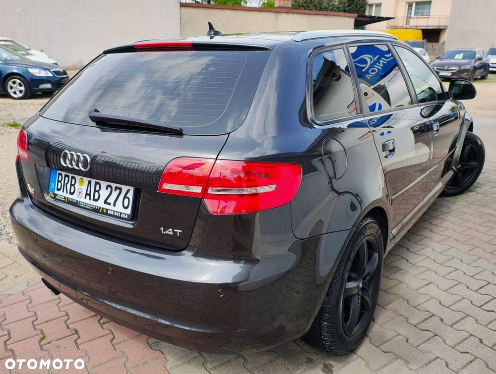 Audi A3 Sportback 1.4 TFSI Attraction - 4