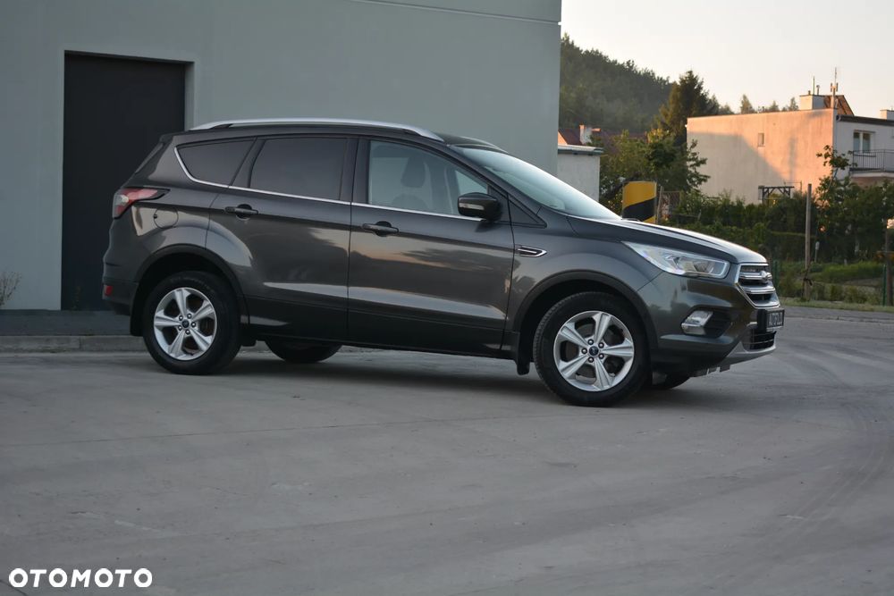 Ford Kuga - 9