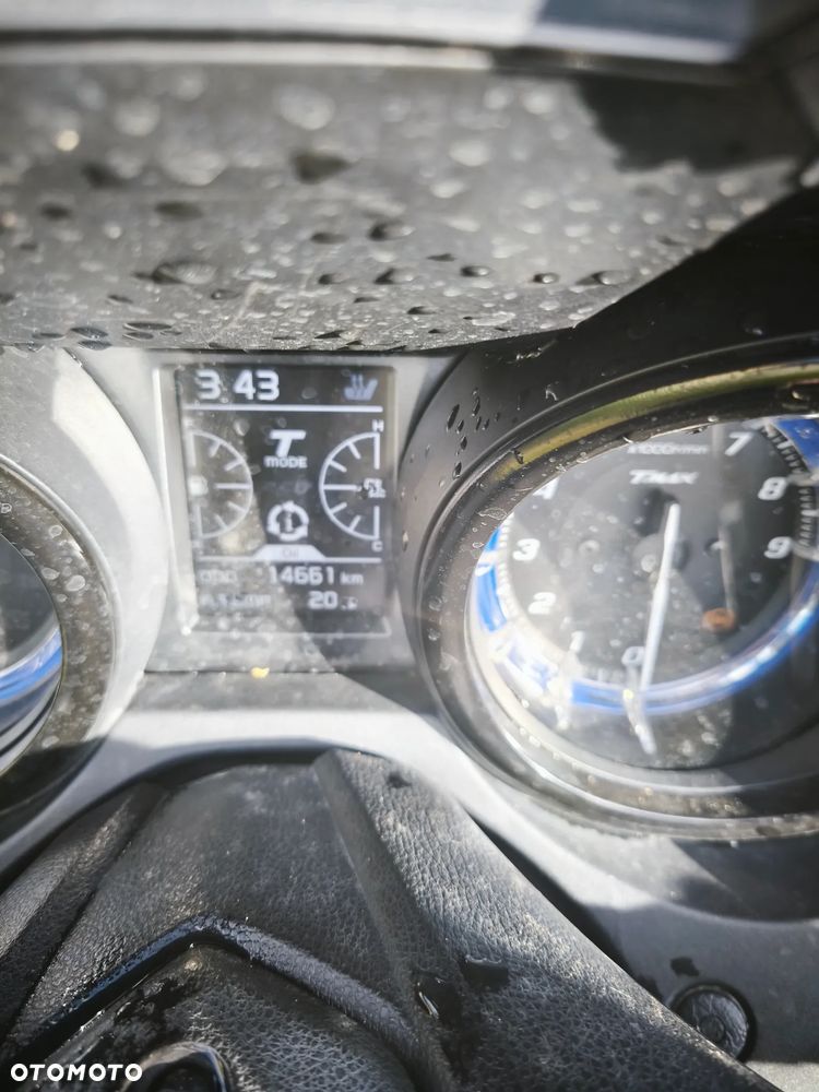 Yamaha Tmax - 19