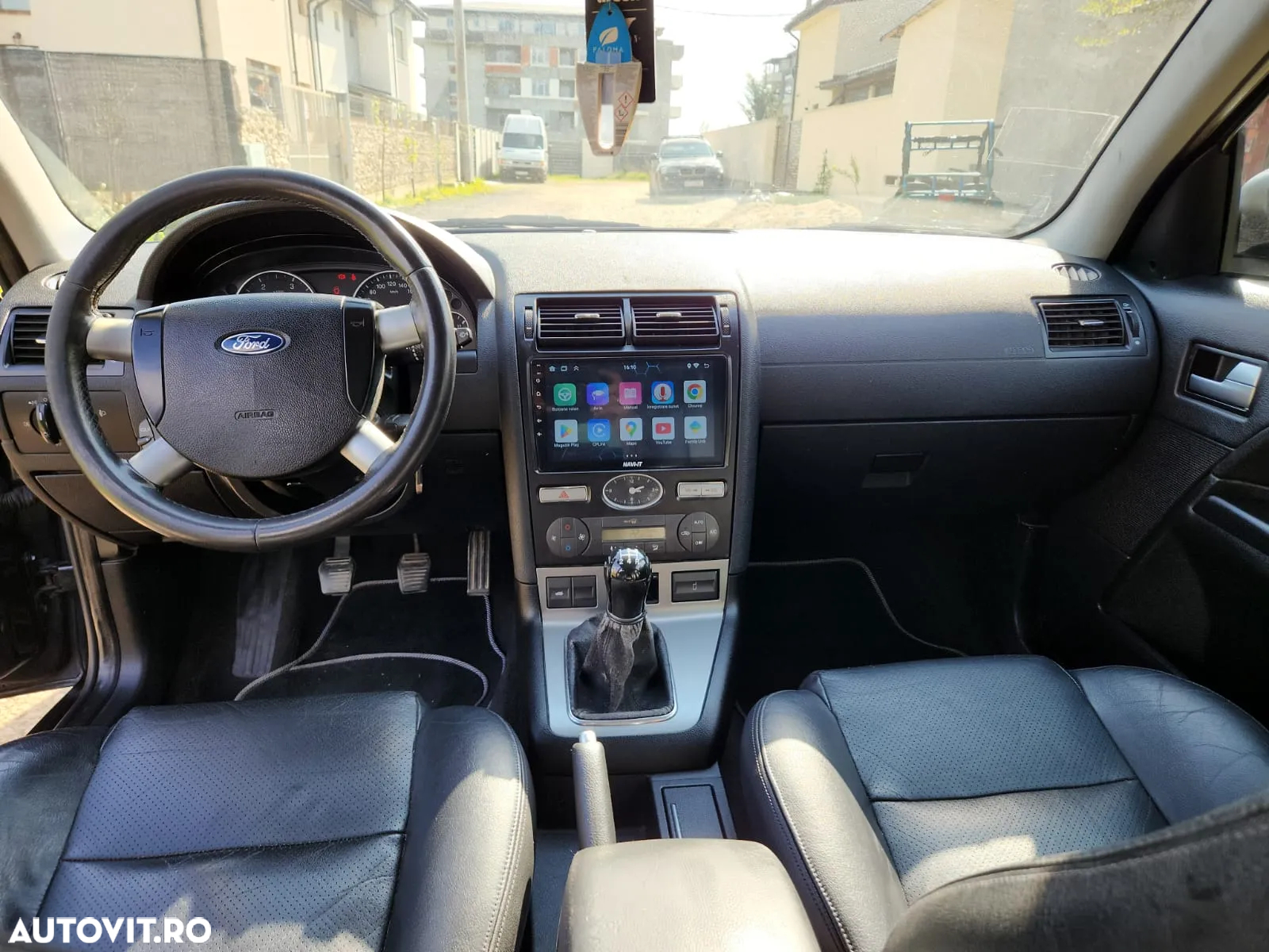 Ford Mondeo 2.0TDCi Ghia - 4