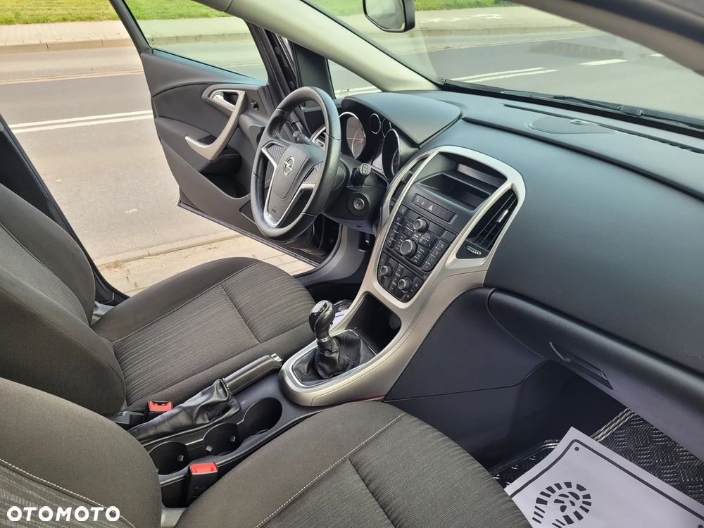 Opel Astra IV 1.4 Enjoy - 19