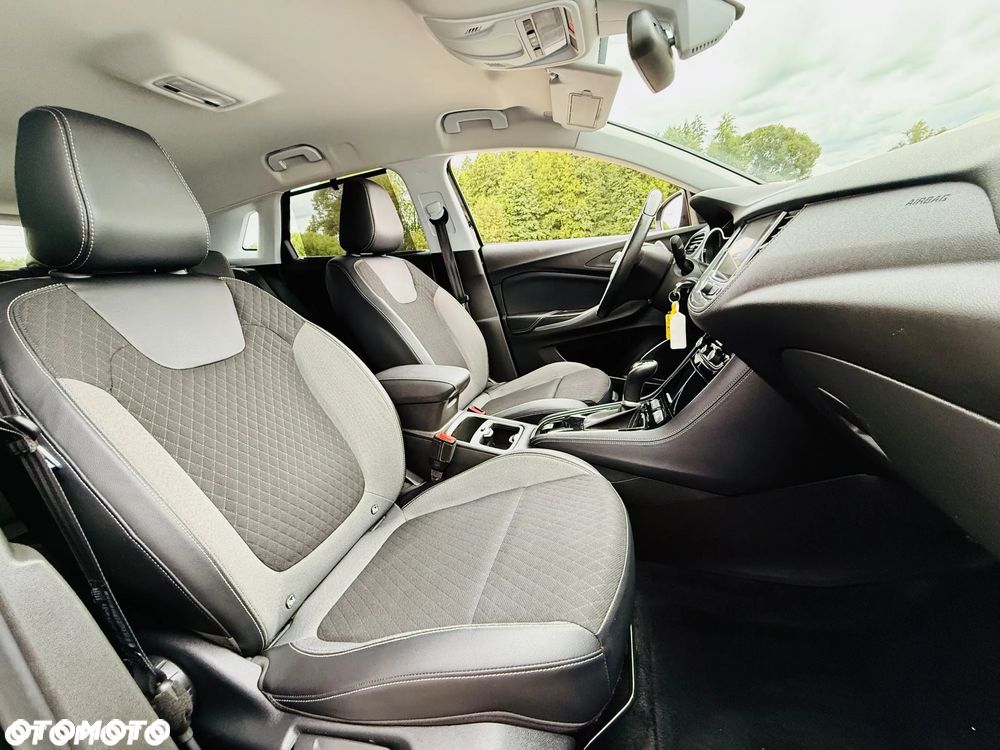 Opel Grandland X 1.2 Start/Stop Automatik Business INNOVATION - 22