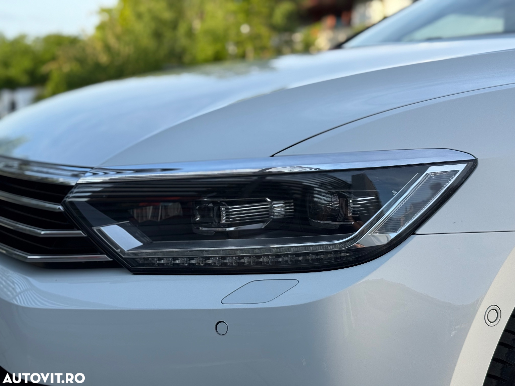 Volkswagen Passat 2.0 TDI DSG 4Motion Highline - 15