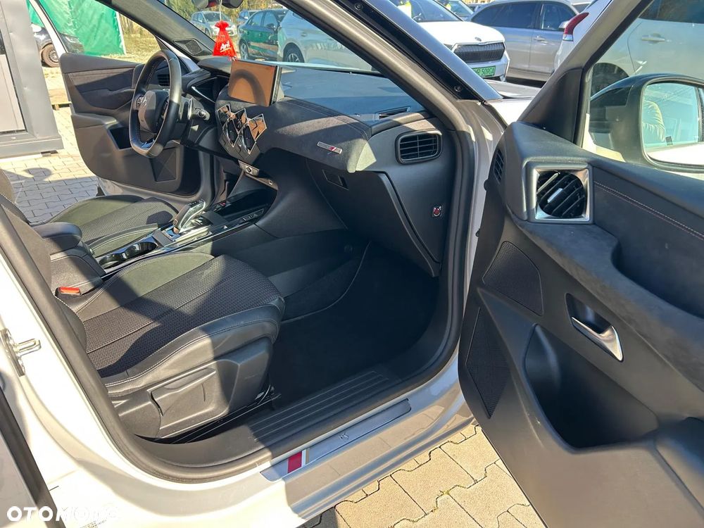 DS Automobiles DS 3 Crossback 1.2 PureTech Performance Line - 25