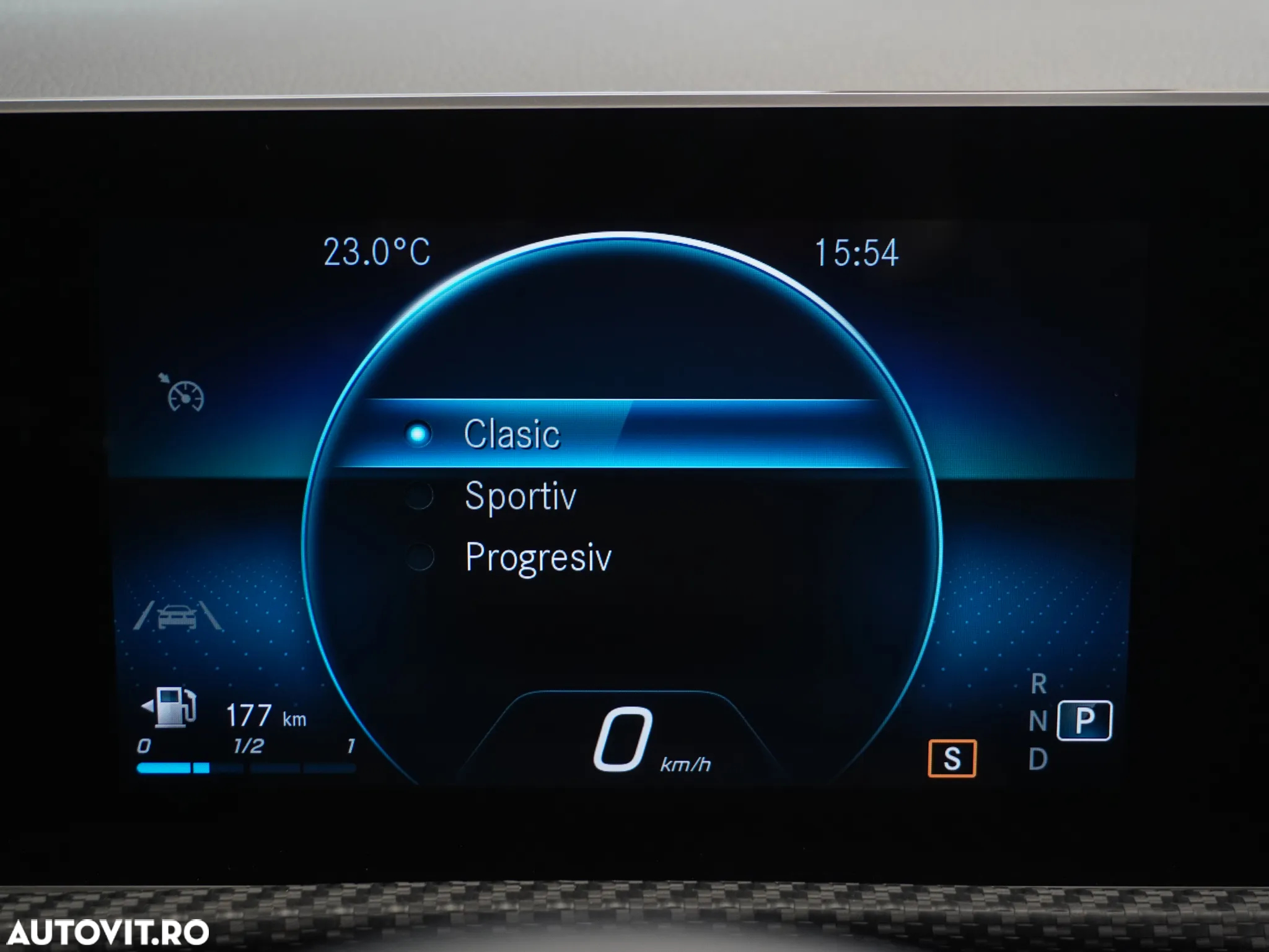 Mercedes-Benz CLA 180 d 7G-DCT - 40