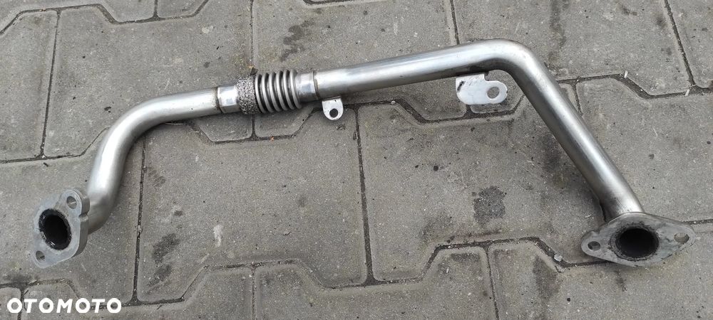 AUDI A4 A5 RURKA SPALIN EGR 2.0TDI 03L131521AH - 2