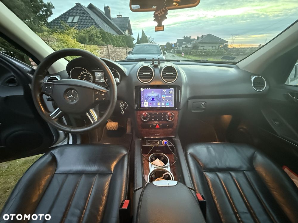 Mercedes-Benz ML - 7