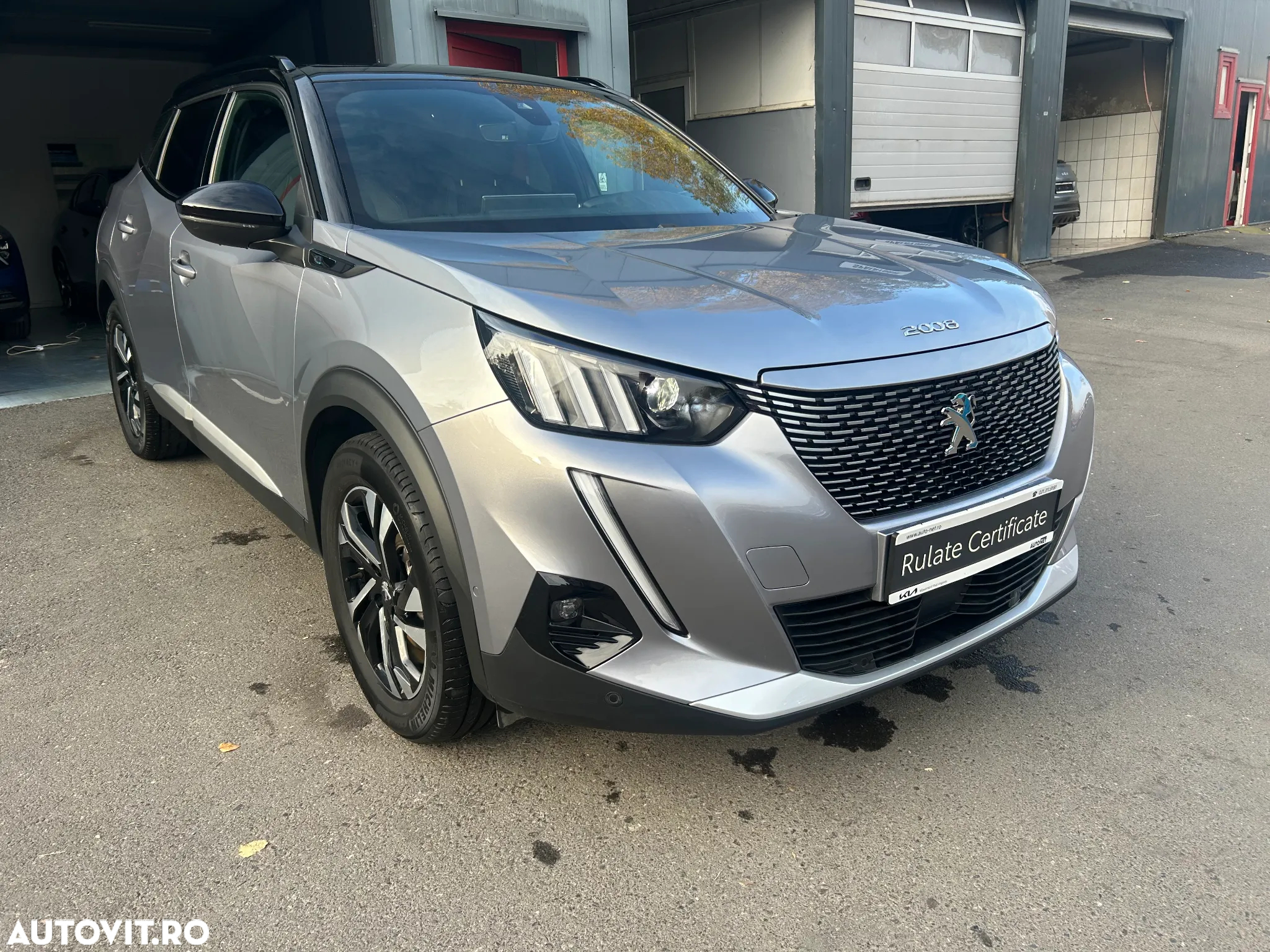 Peugeot 2008 e-2008 GT - 7