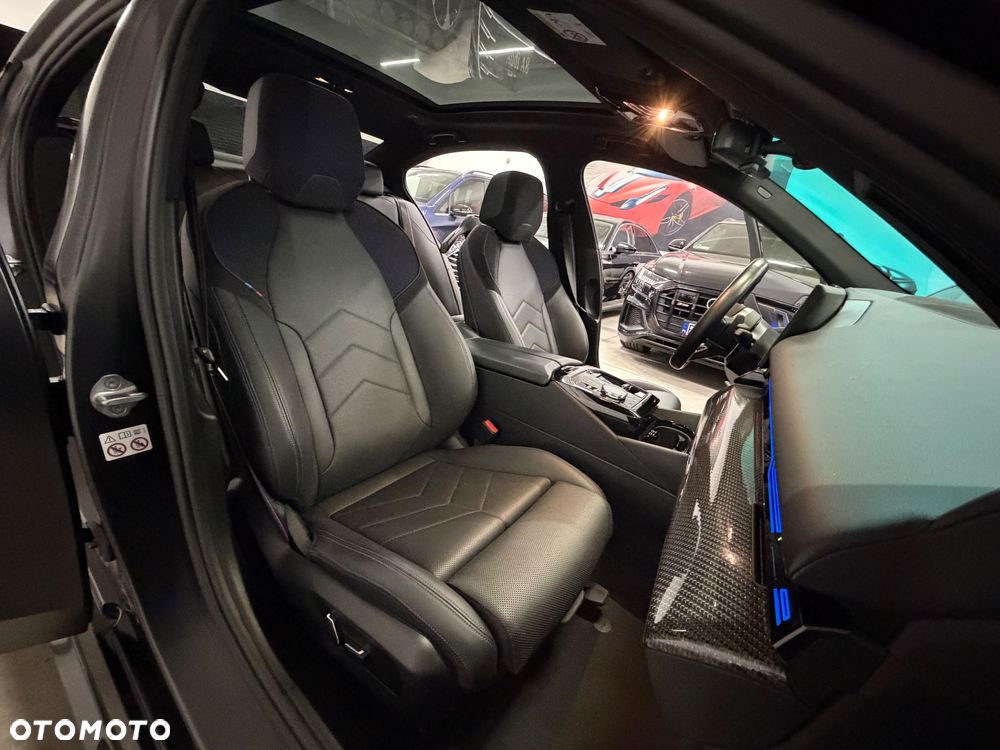 BMW Seria 5 520d xDrive mHEV M Sport - 25