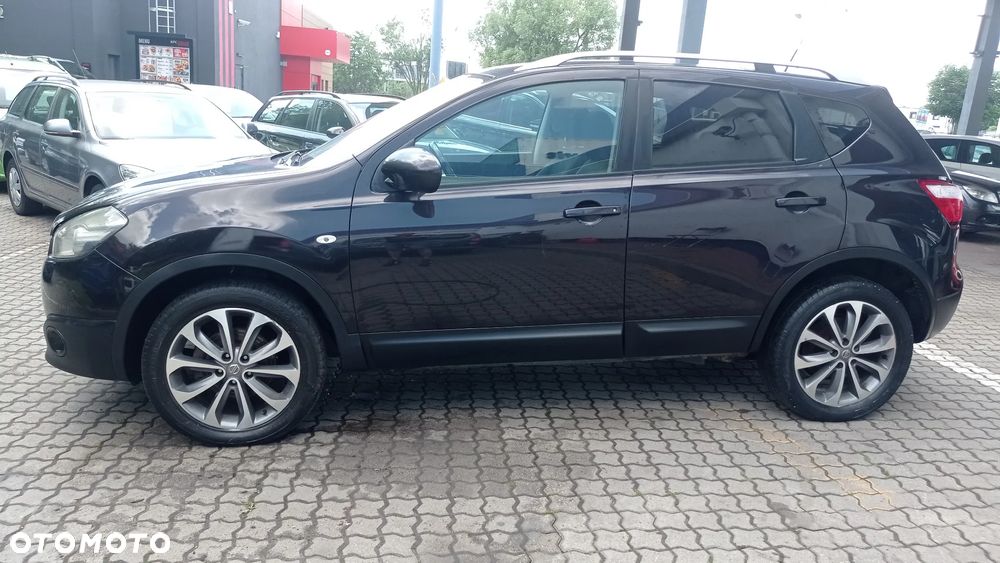 Nissan Qashqai 2.0 dCi DPF tekna - 6