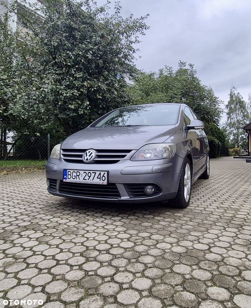 Volkswagen Golf Plus - 1