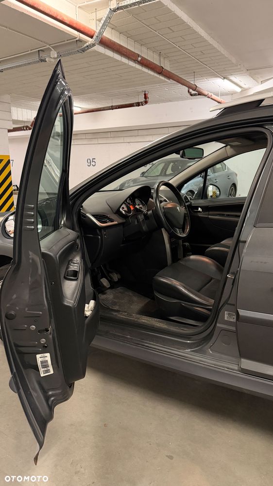 Peugeot 207 1.6 VTi Outdoor - 11