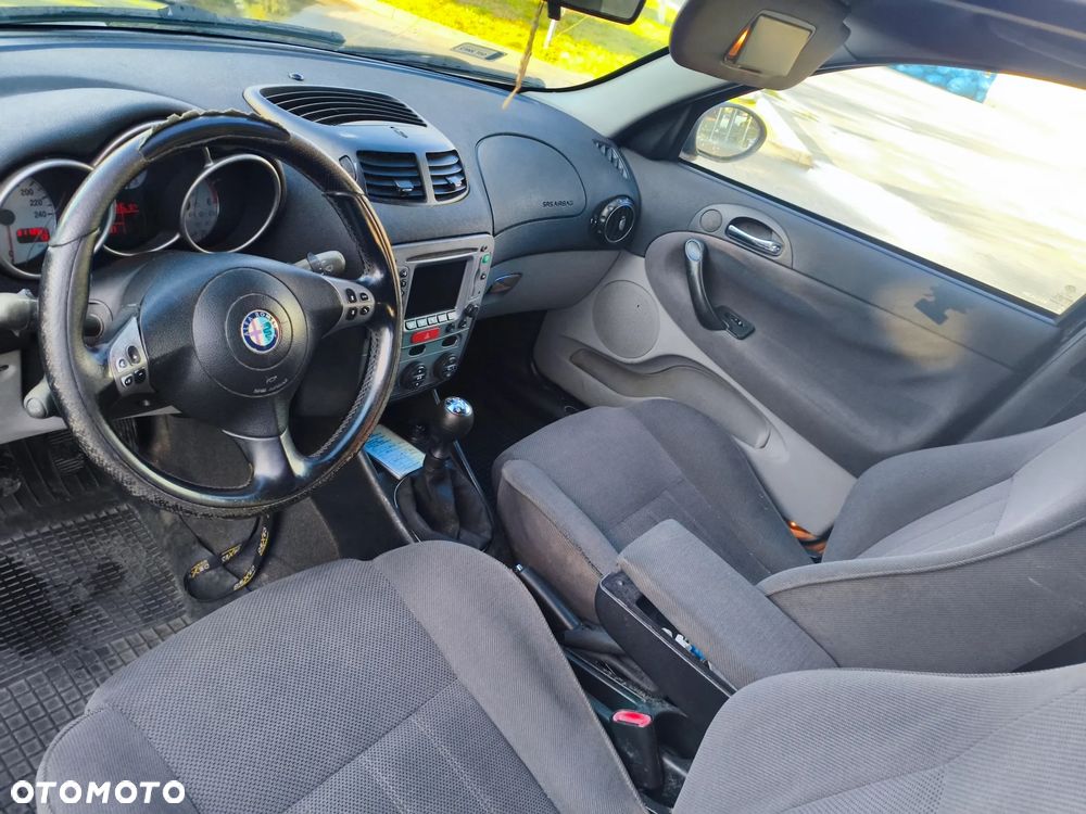 Alfa Romeo 147 1.9 JTD Progression - 4