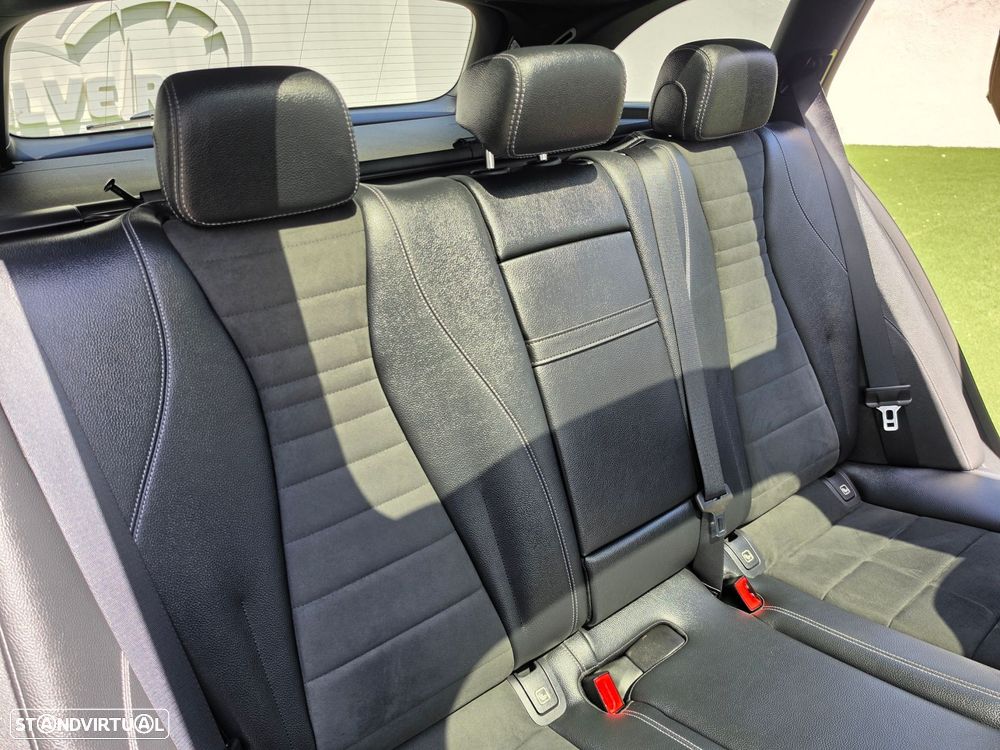 Mercedes-Benz E 300 de AMG Line 4Matic - 22