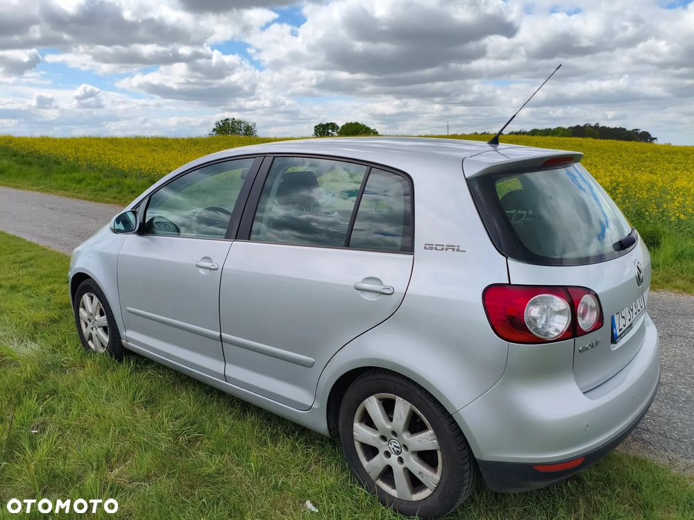 Volkswagen Golf 1.6 Trendline - 3
