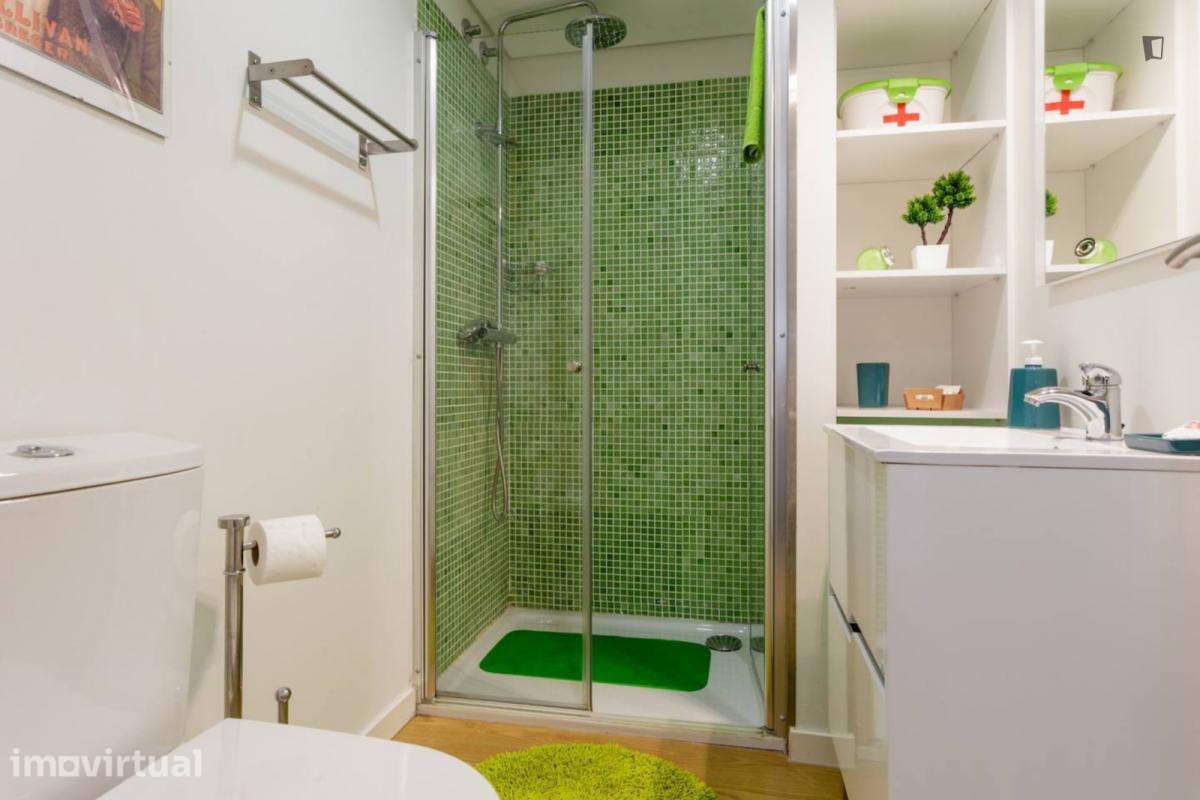 Apartamento com 1 quartos - localizado em Sé Porto - Grande imagem: 5/8