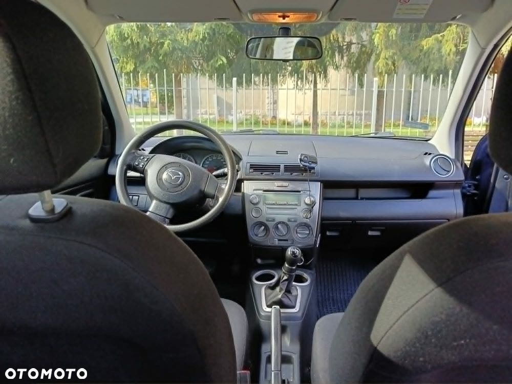 Mazda 2 - 5