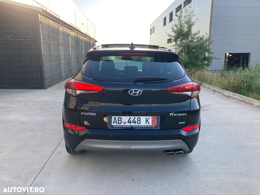 Hyundai Tucson 2.0 CRDI 4WD Premium - 7