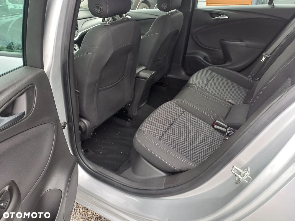 Opel Astra 1.6 CDTI Dynamic S&S - 15