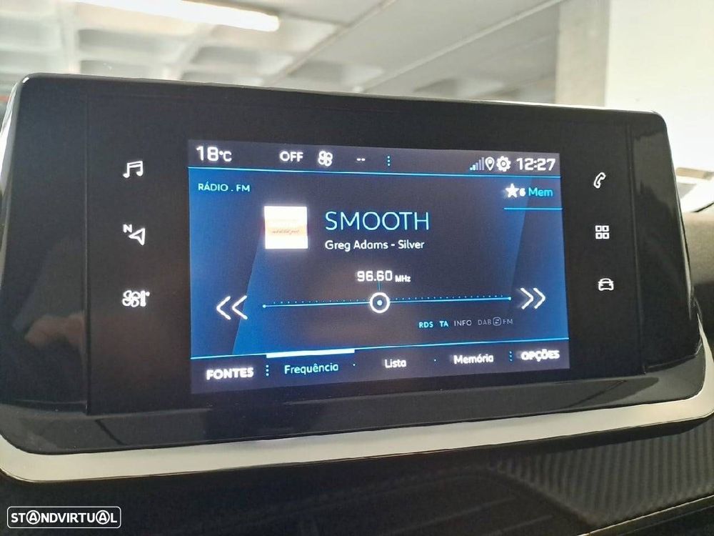 Peugeot 2008 1.2 PureTech Allure - 20