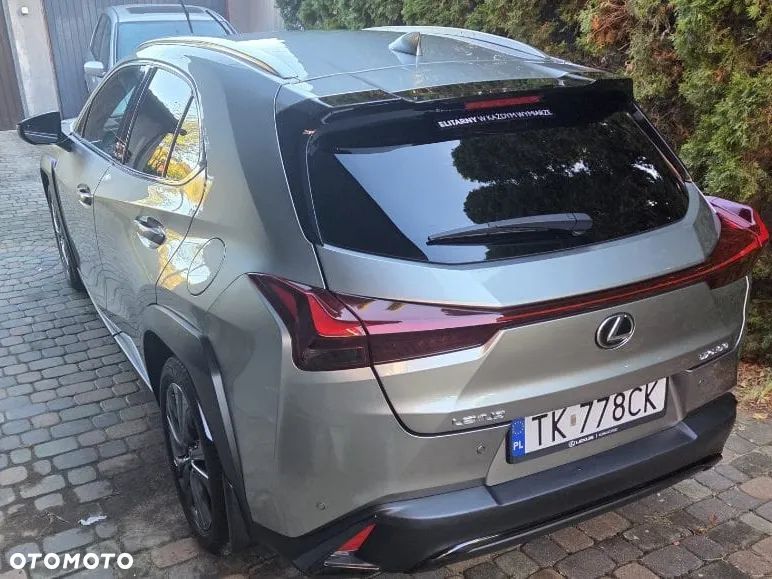 Lexus UX 200 GPF F Sport Design+ 2WD - 10