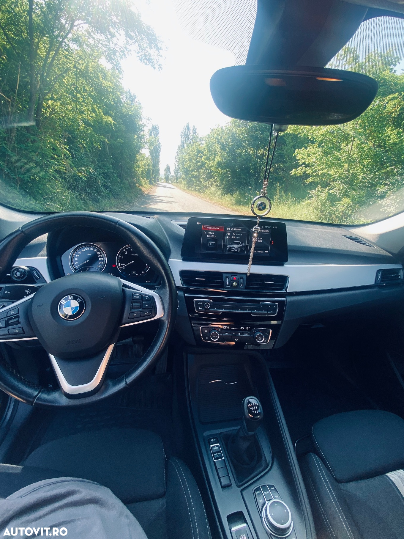 BMW X1 sDrive18i - 12